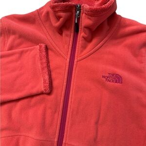 The North Face Women’s Coral Color Full Zip Up Jacket Size XL Fleece‎ Lined Logo